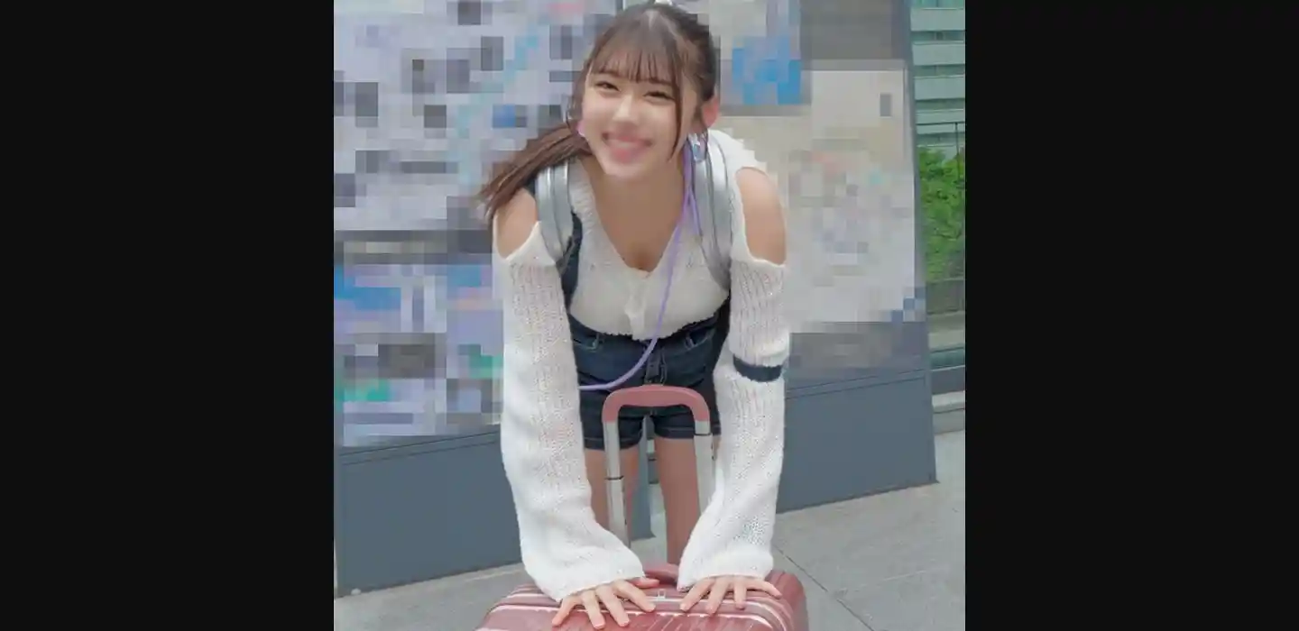 FC2PPV 4792484 身材娇小却胸部丰满羞涩纯真的天使第一次在东京留宿 颤抖着声音哀求他操她双腿发软高潮痉挛